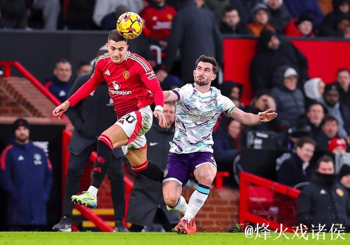 曼联伯恩茅斯4比4激战成和,罗马小胜科莫 曼联伯恩茅斯4比4激战成和,罗马小胜科莫